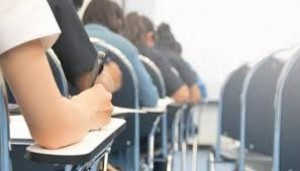 العجارمة: خطأ طباعي في الفقرة 6 من امتحان الاحياء للتوجيهي