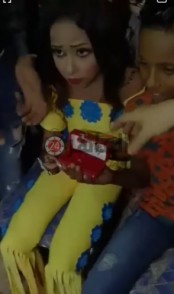 خطوبة جديدة بين طفلين في مصر تثير ضجة!!