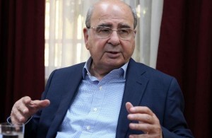 منح وسام غراند كوردون الياباني لـ طاهر المصري