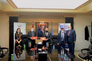 عمان الأهلية توقع اتفاقية تدريبية لطلبة قسم علم التجميل