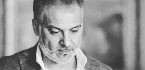 وصفه بـ"الندل".. صديق حاتم علي الكاتب الشهير يشنّ هجوماً حاداً عليه