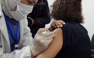 وزارة الصحة: ذوو الإعاقة مشمولون بالفئات ذات الأولوية بلقاح كوفيد-19