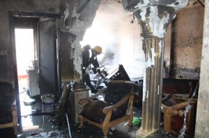 6 إصابات بحريق منزل في عمان