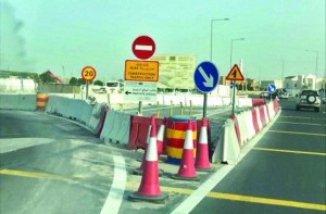 تحويلات على الاتوستراد بسبب الباص السريع