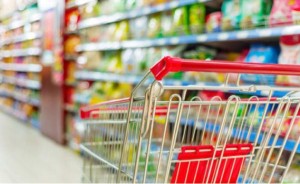 شكاوى من ارتفاع أسعار الزيت والسكر .. ونقابة المواد الغذائية: من المنشأ