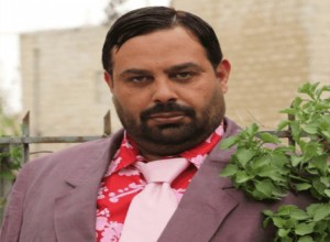 الفايز يطلب وقف وطن على وتر