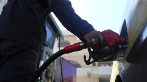 "الطاقة" تعلن عن محطات المحروقات المستثناة من الحظر