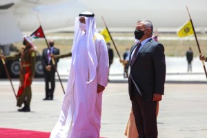 الملك وولي العهد يستقبلان ولي عهد أبوظبي