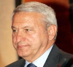 الأشغال الشاقة 3 سنوات لوليد الكردي وتغريمه 7 ملايين