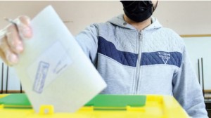 توافق في لجنة الانتخاب على تخفيض سن الترشح دون تحديد العمر