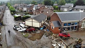 100 وفاة وآلاف المفقودين في فيضانات ألمانيا