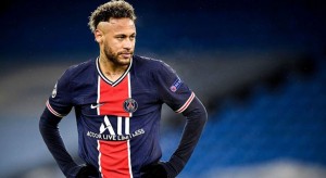 كم بلغت أرباح نيمار في موسمه الأول مع باريس سان جيرمان؟