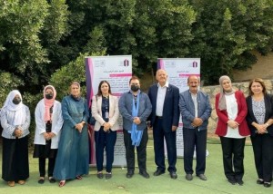 جامعة عمان الاهلية تقيم يوماً طبياً مجانياً في مخيم البقعة