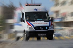 اصابة 16 شخص اثر حادث تصادم بين مركبتين في إربد