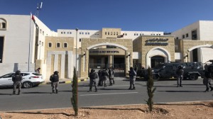 النيابة العامة تطلب إدانة المتهمين الـ 13 بقضية مستشفى السلط