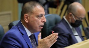 الداخلية تعمم بمنع اقامة بيوت العزاء وحفلات الافراح خارج الصالات المرخصة.. وتصدر تعليمات