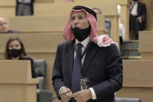 العرموطي: طفولتي صعبة وفقدت 12 أخًا واستقلت من "البلديات" لخلاف مع الوزير.