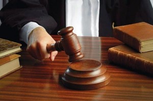 بتهمة التزوير .. حبس موظف حكومي 3 سنوات وتغريمه 1150 دينارا