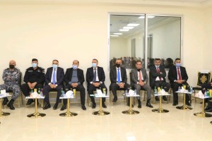 الداخلية تبحث الإجراءات الأمنية استعدادا لرأس السنة