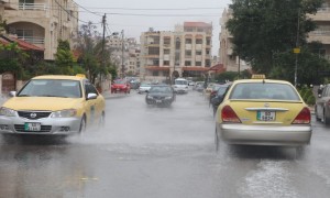 الأرصاد: الجبهة الرئيسية للمنخفض والأكثر تأثيرا بعد العصر