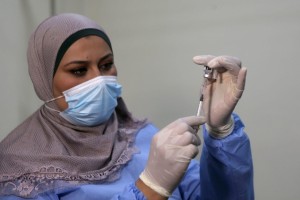 حجاوي :95 % من متلقي لقاح كورونا بالمملكة لم تظهر عليهم أعراض