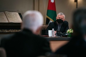 الملك يدعو لقرارات وطنية شجاعة ويؤكد: ماضون دون تردد او خوف وهناك اطراف تريد للمسيرة ان تفشل