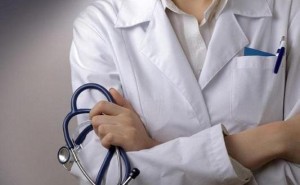 الخطيب: 38 الف طالب يدرسون الطب بالاردن وخارجها