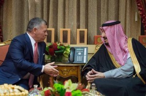 الملك يطمئن على صحة خادم الحرمين الشريفين بعد إجرائه فحوصات طبية