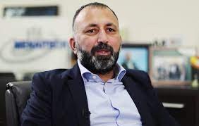 حوامدة يكافئ لاعبي الوحدات بعد الفوز على السد