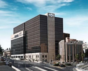 البنك العربي وصندوق الأمان لمستقبل الأيتام يجددان اتفاقية التعاون بينهما