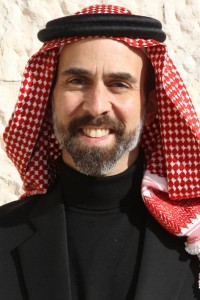 مندوبا عن الملك .. الأمير غازي يلتقى وزير الحج والعمرة السعودي