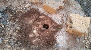 إصابة 7 أشخاص سقطوا داخل حفرة امتصاصية في البلقاء