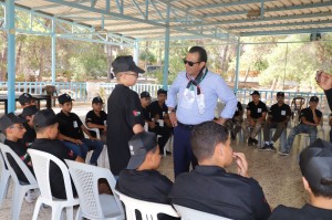 العجارمة يتفقد الطلبة المشاركين في مبادرة حقق بمخيم الأميرة بسمة الكشفي في دبين (صور)