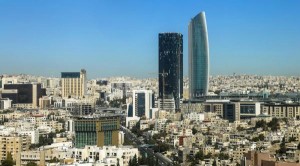 اعفاء المجمعات التجارية الجديدة من الرسوم الجمركية واخضاعها لضريبة