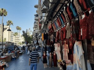 الامانة: عقوبات جديدة بحق من يتعدى على الأرصفة
