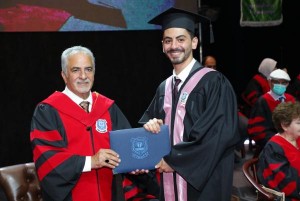 أ.د. حمدان يرعى حفل تخريج طلبة كليتي التمريض والعلوم الطبية في عمان الاهلية