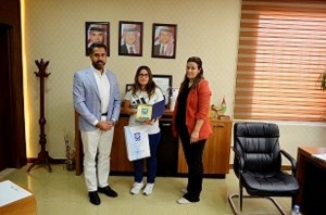 طالبة دكتوراة " زائرة " من جامعة كالياري الإيطالية تنهي تدريبها العملي والبحثي في عمان الأهلية