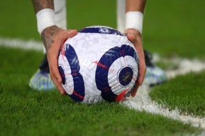 عائداتها نمت في موسم 2020-2021.. كرة القدم تهزم كورونا