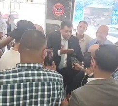وزير العمل يزور مطعم سهول سحاب بعد فزعة الأردنيين... فيديو