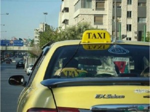 أبو حيدر: سواقة التكسي بالأردن (مش جايبة همها)