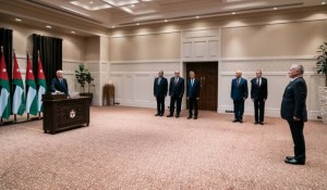 أعضاء جدد في المحكمة الدستورية يؤدون اليمين الدستورية أمام الملك