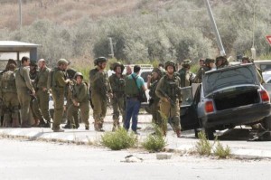 إصابة مستوطن بعملية طعن قرب نابلس وانسحاب المنفذ