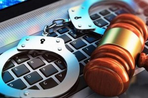 إحالة صفحة إلكترونية تروج لدواء مهرب إلى الجرائم الإلكترونية