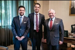 بالصور .. الملك يكرم شادي الحوراني