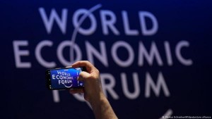 الخصاونة و4 وزراء يشاركون بدافوس في سويسرا الاسبوع القادم