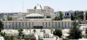 الأعيان يقر معدل رسوم تسجيل الأراضي كما ورد من النواب