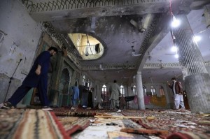 حصيلة اولية .. 56 قتيلا و70 مصابا بانفجار مسجد في بيشاور