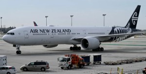 جراء الإعصار .. إلغاء عشرات الرحلات الجوية النيوزيلندية