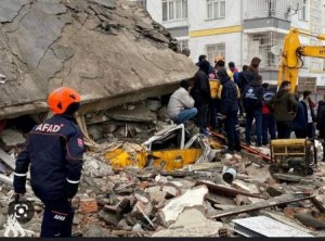 وفاة 95 فلسطينيا جراء زلزال تركيا وسوريا