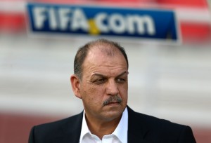 رسميا...عدنان حمد لم يطلب اي مبلغ لتجديد عقده ؟!